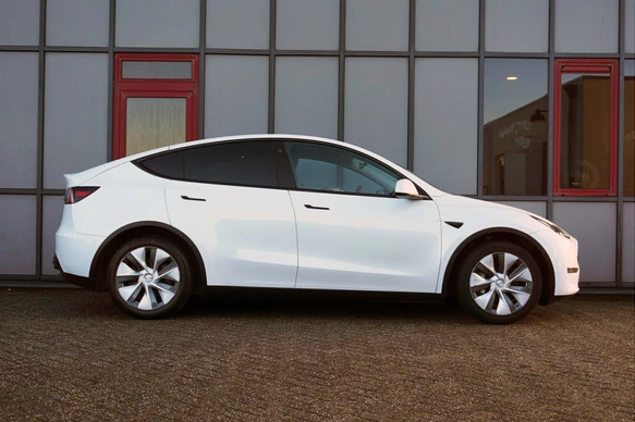 Tesla Model Y - Afbeelding 7 van 30