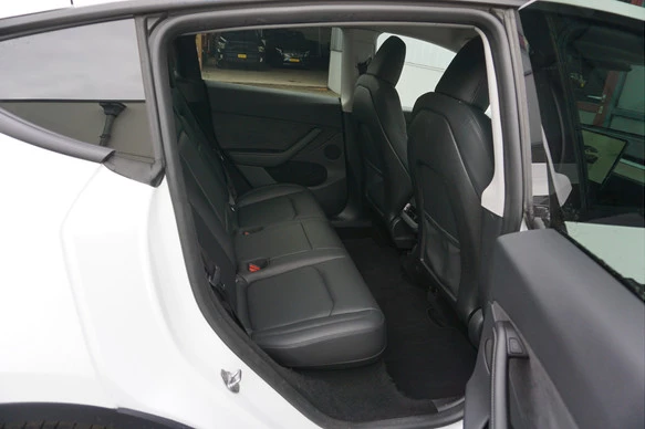 Tesla Model Y - Afbeelding 29 van 30