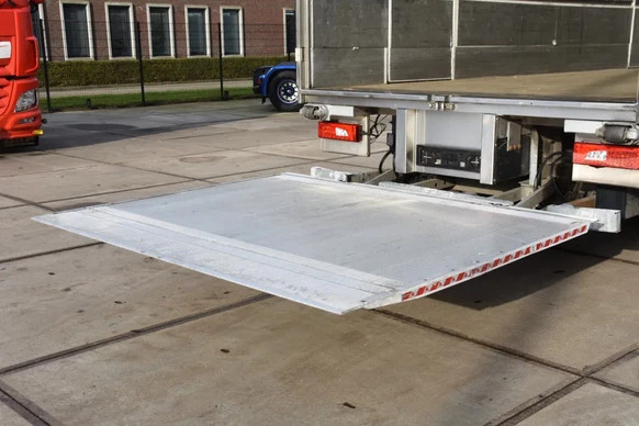 Scania P - Afbeelding 13 van 20