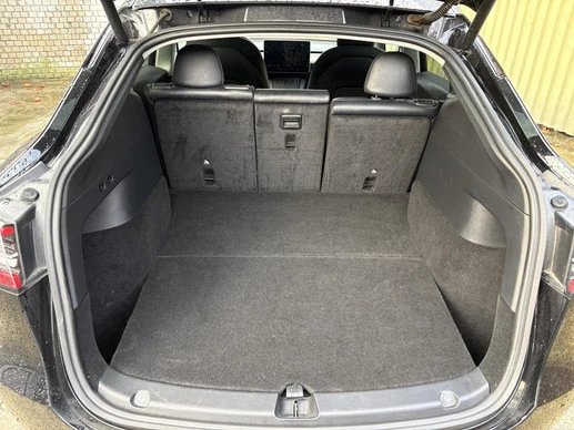 Tesla Model Y - Afbeelding 17 van 20