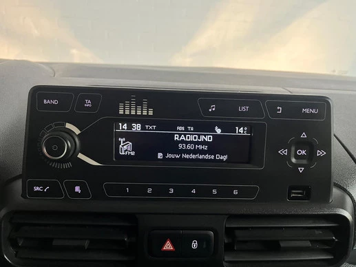 Opel Combo - Afbeelding 24 van 30