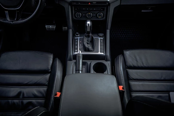 Volkswagen Amarok - Afbeelding 28 van 30