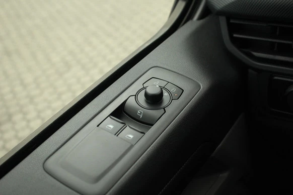 Ford E-Transit Custom - Afbeelding 18 van 30