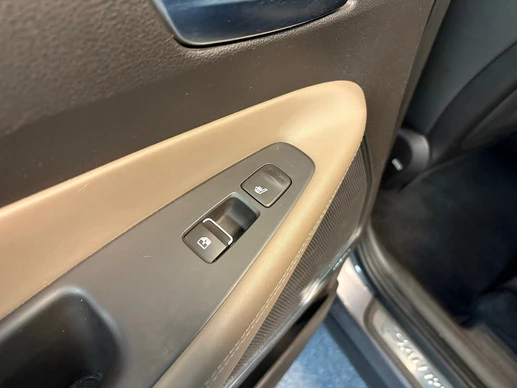 Hyundai Santa Fe - Afbeelding 16 van 27