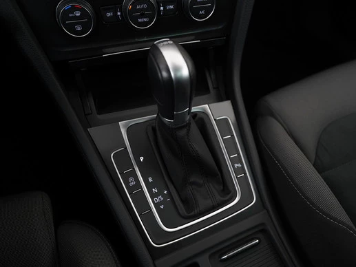 Volkswagen Golf - Afbeelding 10 van 30