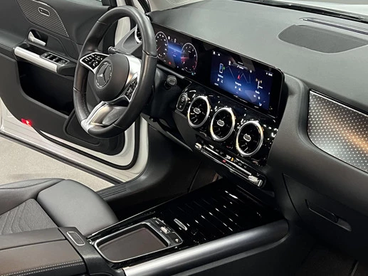 Mercedes-Benz GLA - Afbeelding 25 van 30