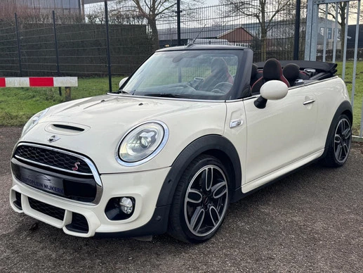 MINI Cooper S Cabrio - Afbeelding 1 van 30