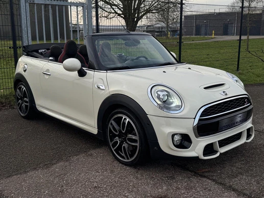 MINI Cooper S Cabrio - Afbeelding 5 van 30