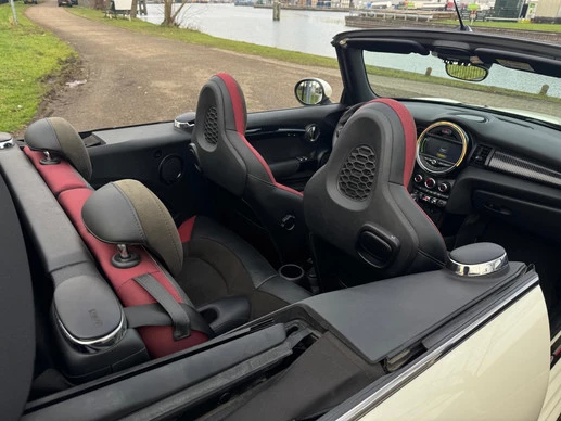 MINI Cooper S Cabrio - Afbeelding 16 van 30