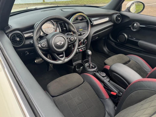 MINI Cooper S Cabrio - Afbeelding 19 van 30