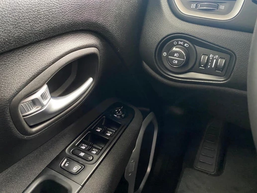 Jeep Renegade - Afbeelding 16 van 22