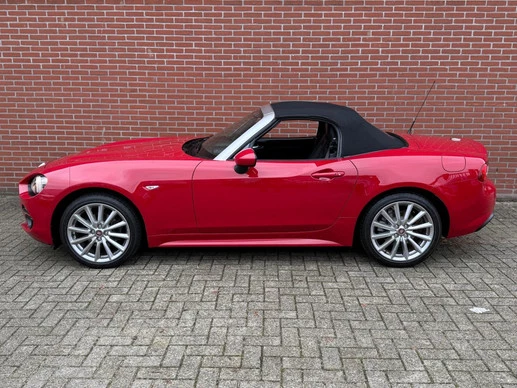 Fiat 124 Spider - Afbeelding 2 van 26