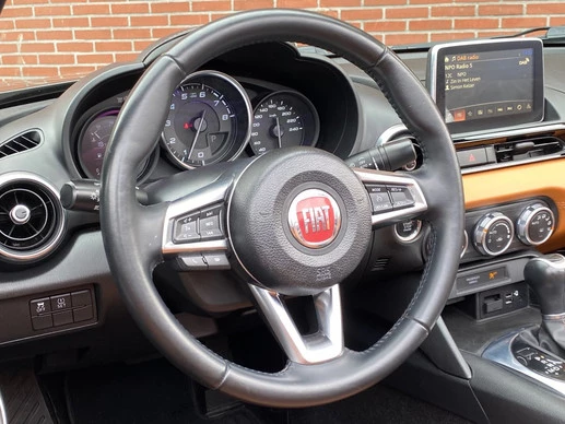 Fiat 124 Spider - Afbeelding 10 van 30