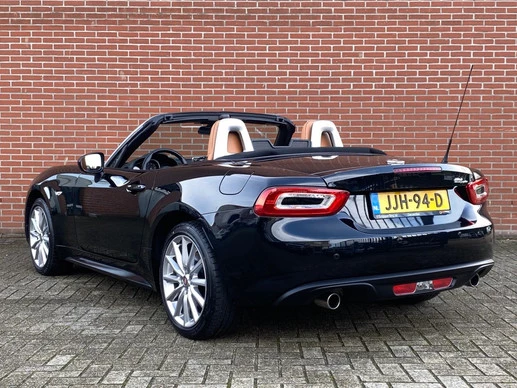 Fiat 124 Spider - Afbeelding 4 van 25