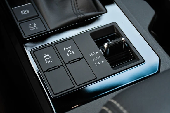 Toyota Land Cruiser - Afbeelding 6 van 30