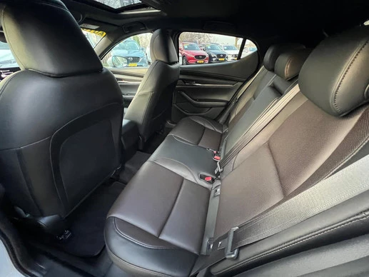 Mazda 3 - Afbeelding 11 van 30