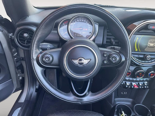MINI Cooper Cabrio - Afbeelding 18 van 30
