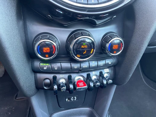 MINI Cooper Cabrio - Afbeelding 22 van 30