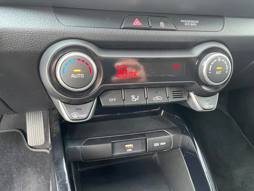 Kia Stonic - Afbeelding 28 van 30