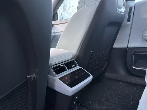 Polestar 4 - Afbeelding 14 van 19