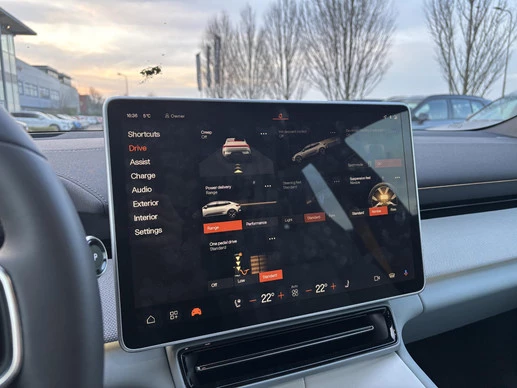 Polestar 4 - Afbeelding 17 van 19