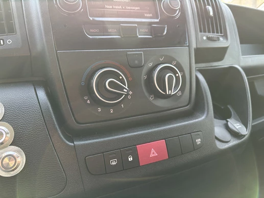 Peugeot e-Boxer - Afbeelding 16 van 26