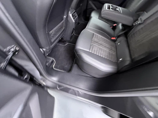 Peugeot e-3008 - Afbeelding 23 van 30