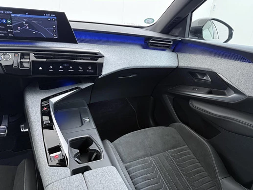 Peugeot e-3008 - Afbeelding 27 van 30