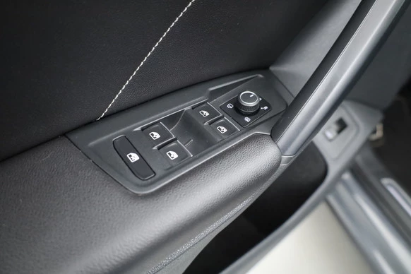 Volkswagen Tiguan - Afbeelding 8 van 30