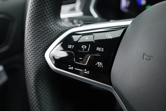 Volkswagen Tiguan - Afbeelding 12 van 30