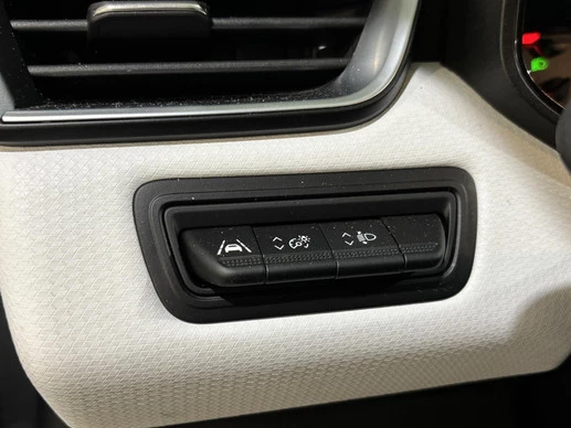 Renault Clio - Afbeelding 18 van 30