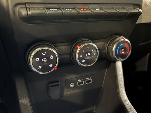 Renault Clio - Afbeelding 27 van 30