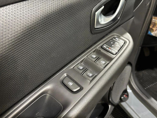 Renault Clio - Afbeelding 13 van 30