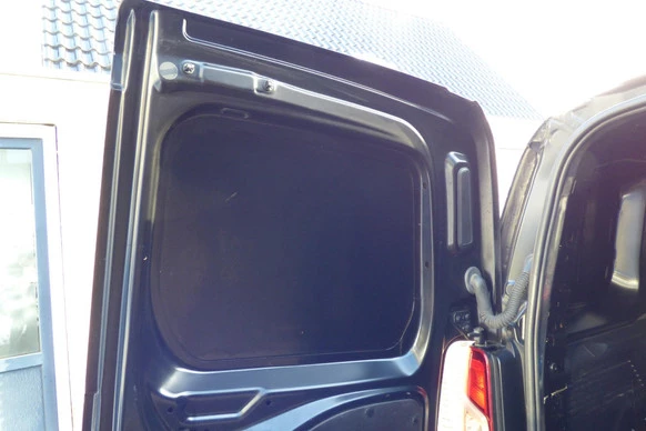 Opel Combo - Afbeelding 8 van 19