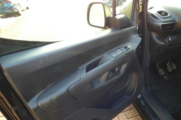 Opel Combo - Afbeelding 10 van 19