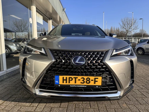 Lexus UX - Afbeelding 2 van 30