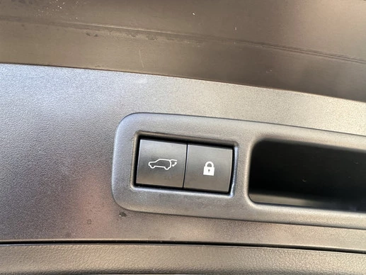 Lexus UX - Afbeelding 8 van 30