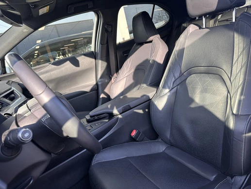 Lexus UX - Afbeelding 10 van 30