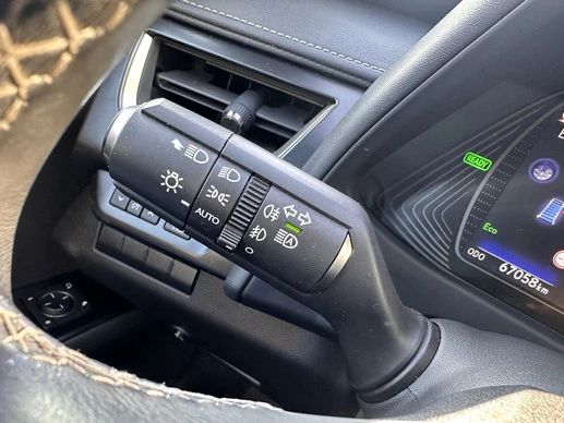 Lexus UX - Afbeelding 15 van 30