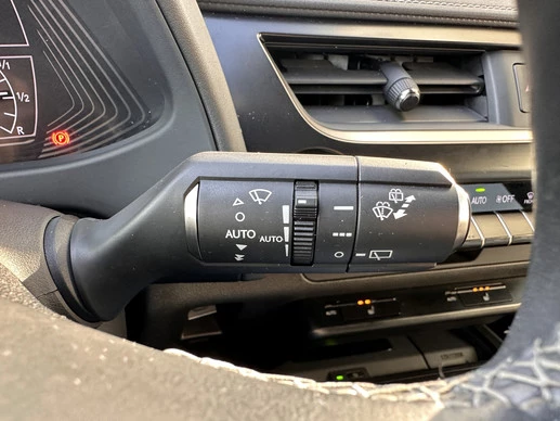 Lexus UX - Afbeelding 19 van 30