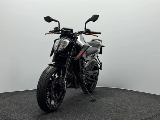 KTM 790 Duke - Afbeelding 6 van 16