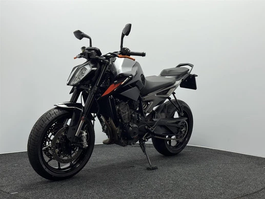 KTM 790 Duke - Afbeelding 7 van 16