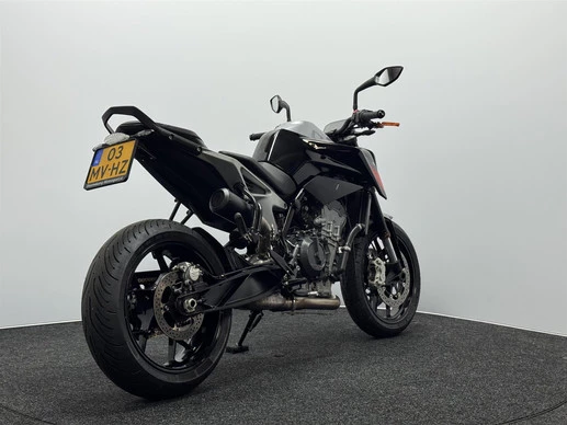 KTM 790 Duke - Afbeelding 15 van 16