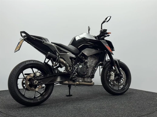 KTM 790 Duke - Afbeelding 16 van 16