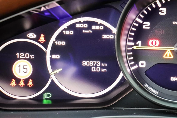 Porsche Panamera - Afbeelding 23 van 30