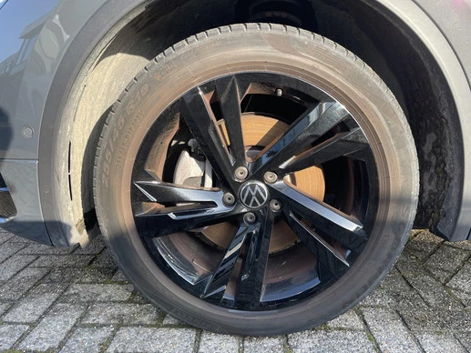 Volkswagen Tiguan - Afbeelding 17 van 30