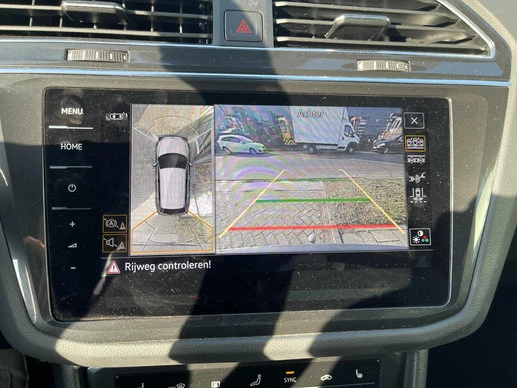 Volkswagen Tiguan - Afbeelding 18 van 30