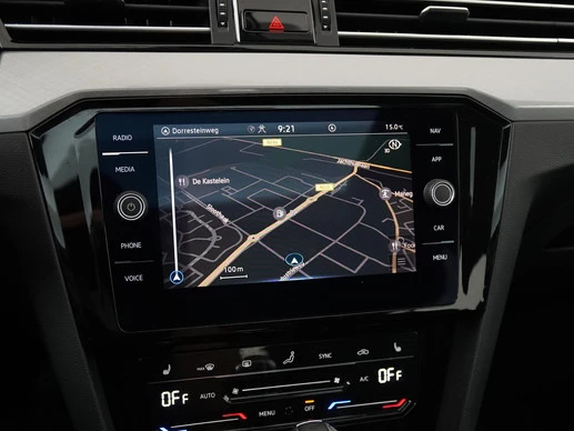 Volkswagen Passat - Afbeelding 12 van 30