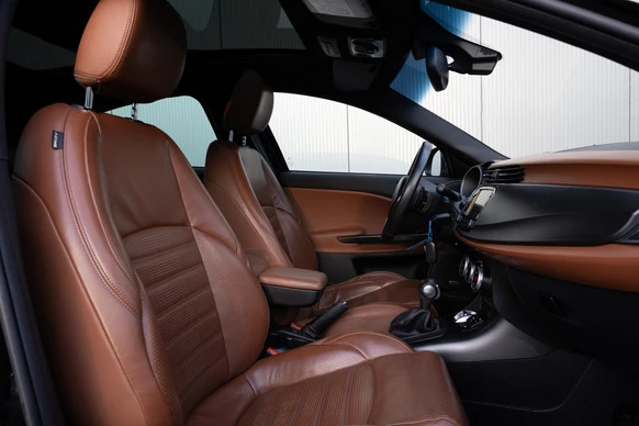 Alfa Romeo Giulietta - Afbeelding 16 van 30