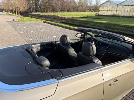 Opel Cascada - Afbeelding 13 van 23